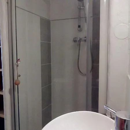 Le Du Cardinal Central/ Wifi/ A Pieds! Lägenhet *